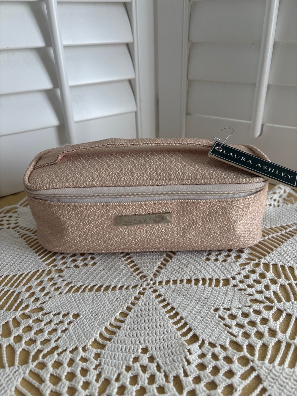 Laura Ashley Champagne Pink Travel Jewelry Bag NWT